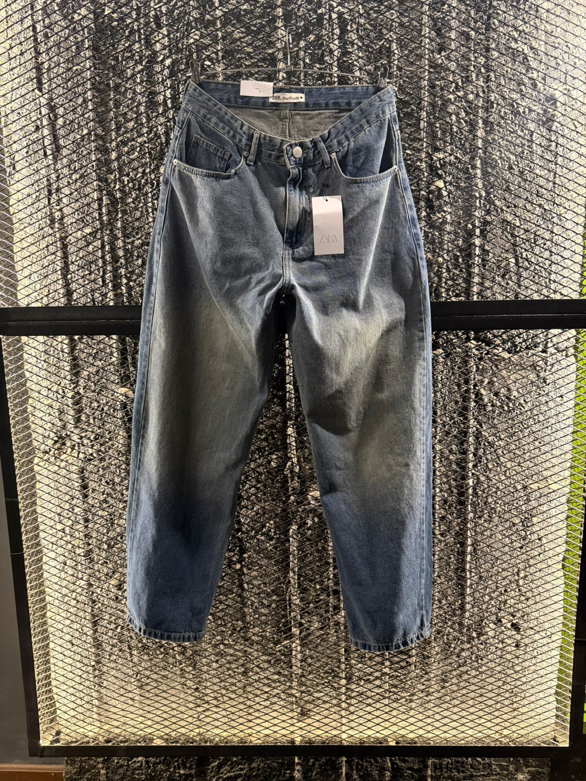 Super baggy denim