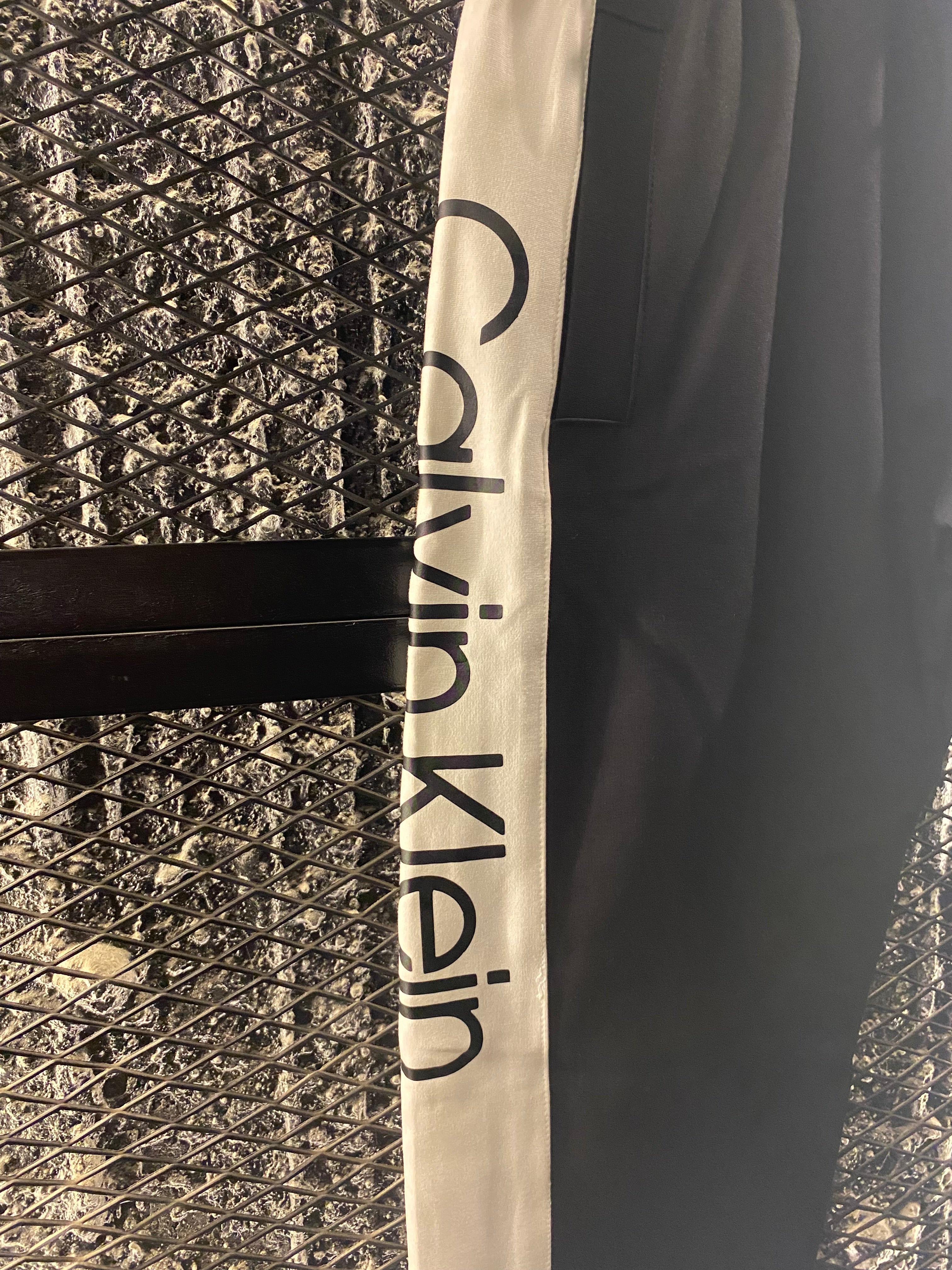 CK joggers