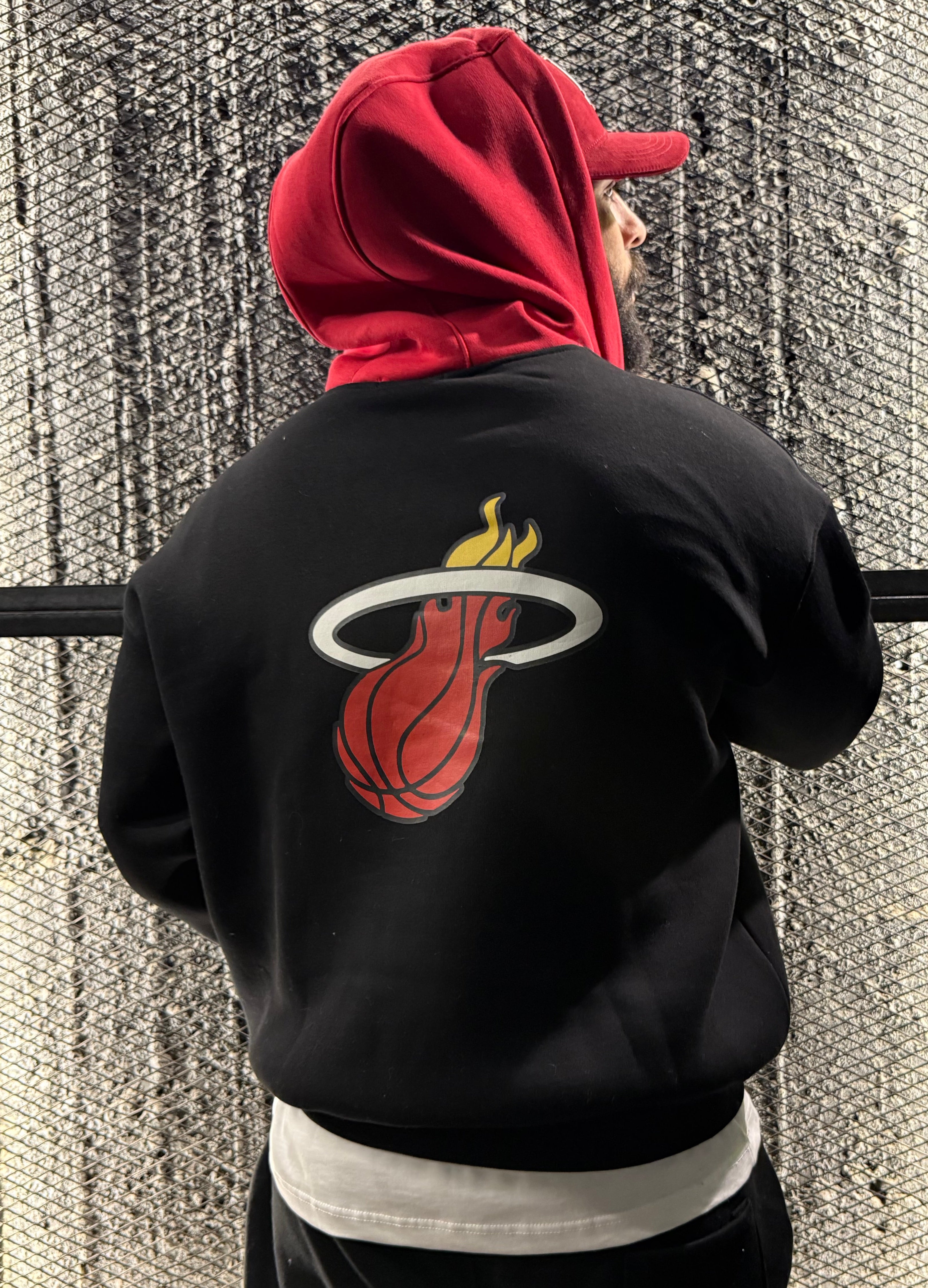 Extra oversized hoodie essentials