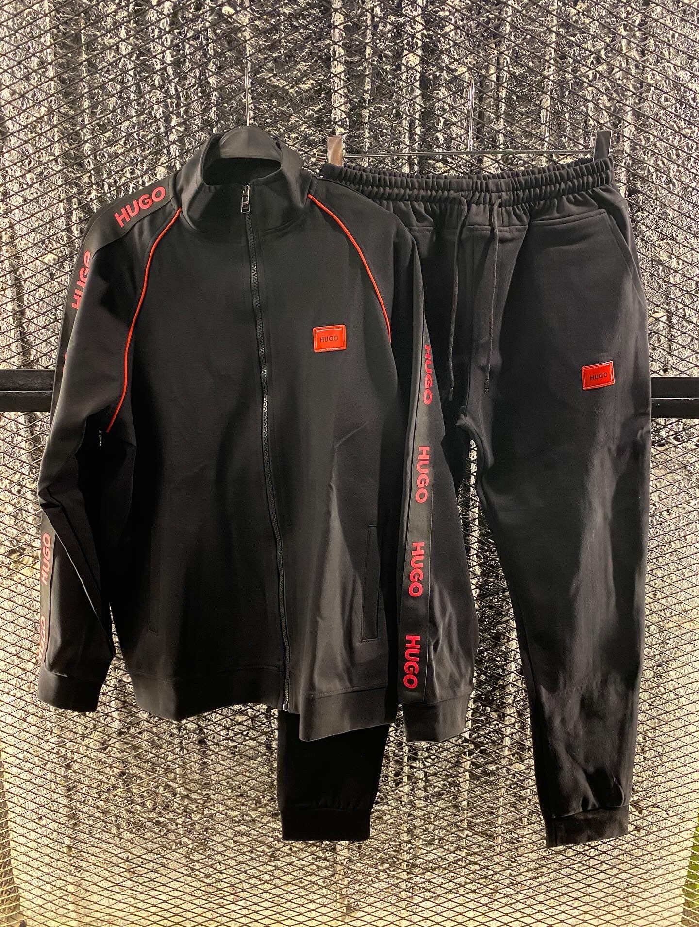 Tracksuit Hugo