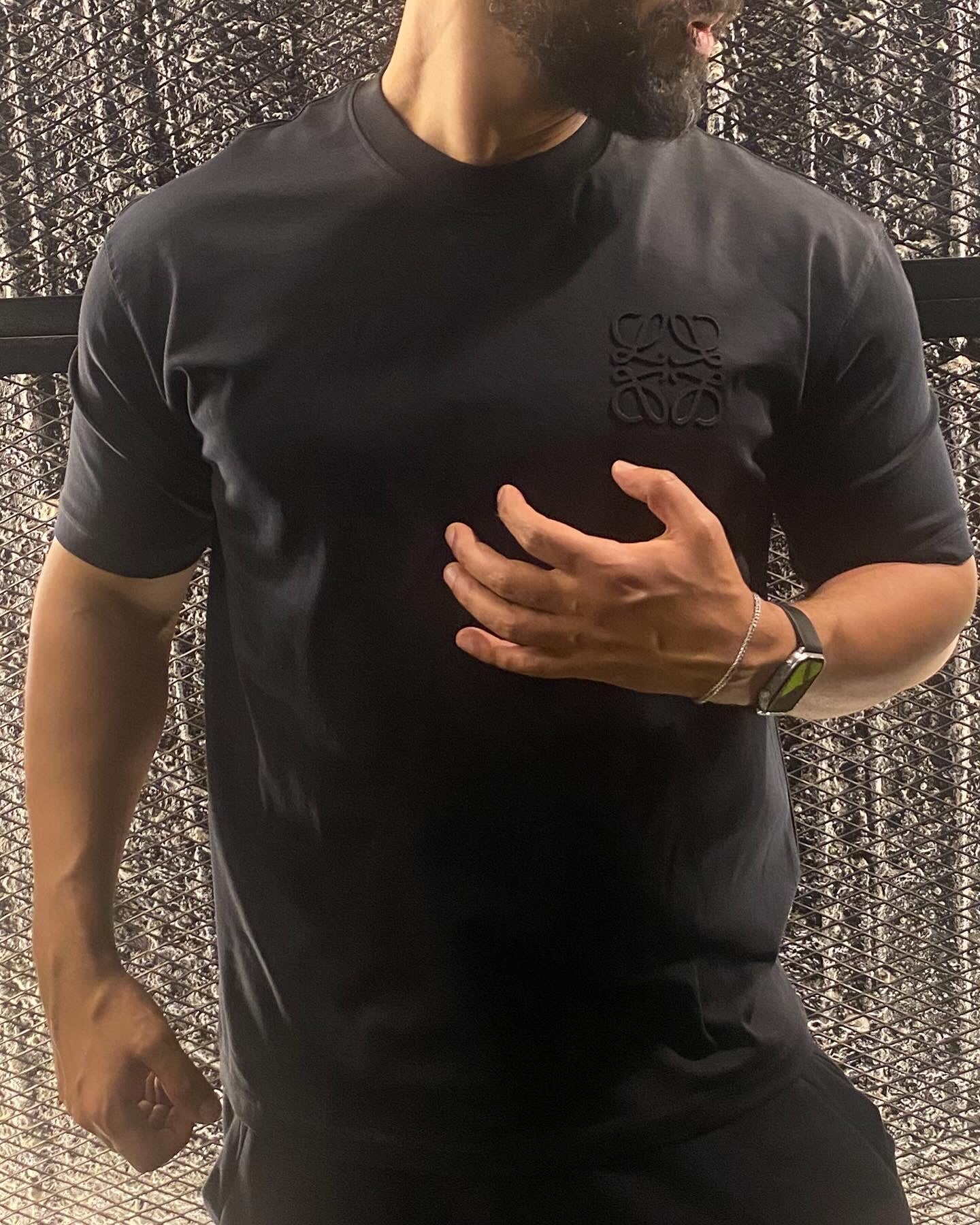 T-shirt.
