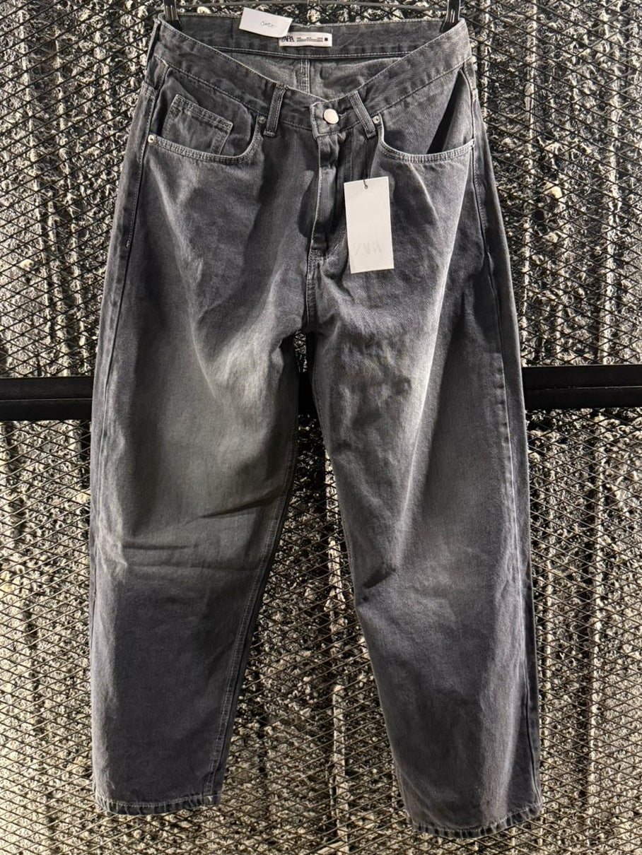 Super baggy denim
