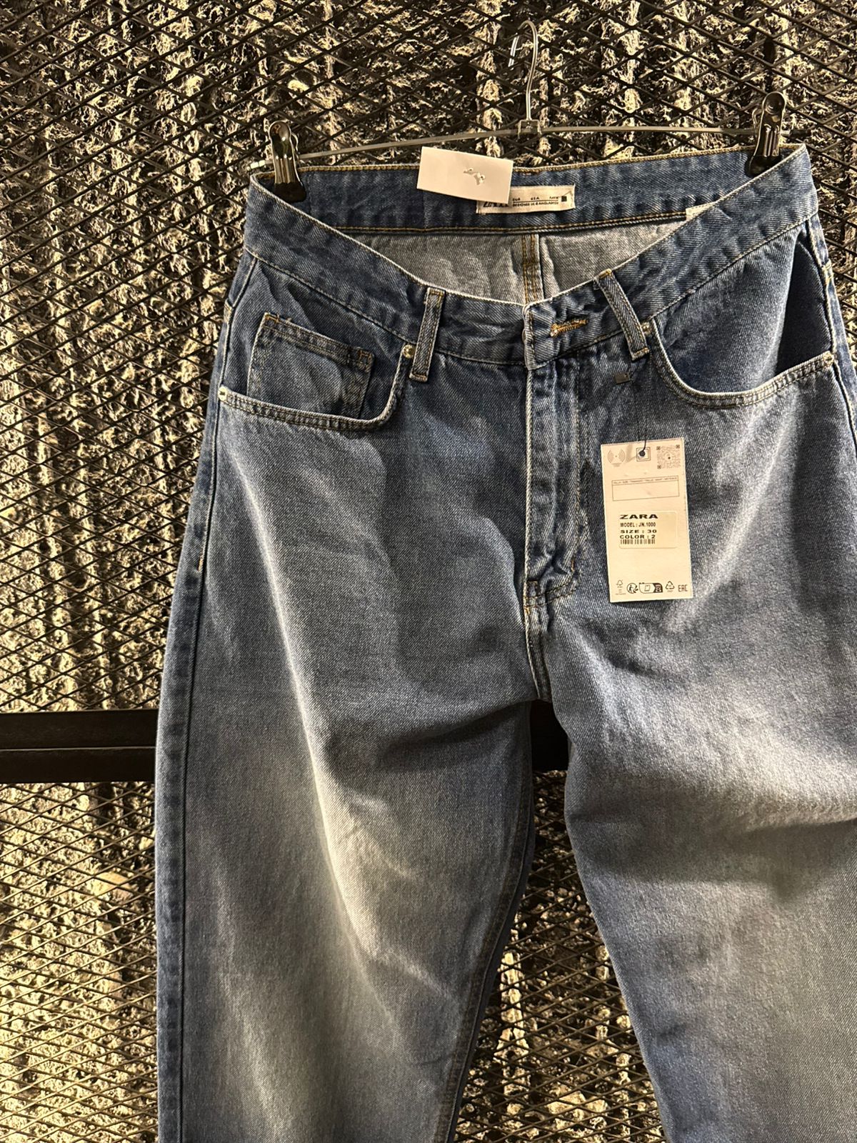 Super baggy denim