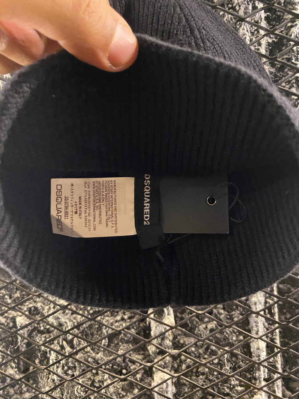 DSQ2 beanie