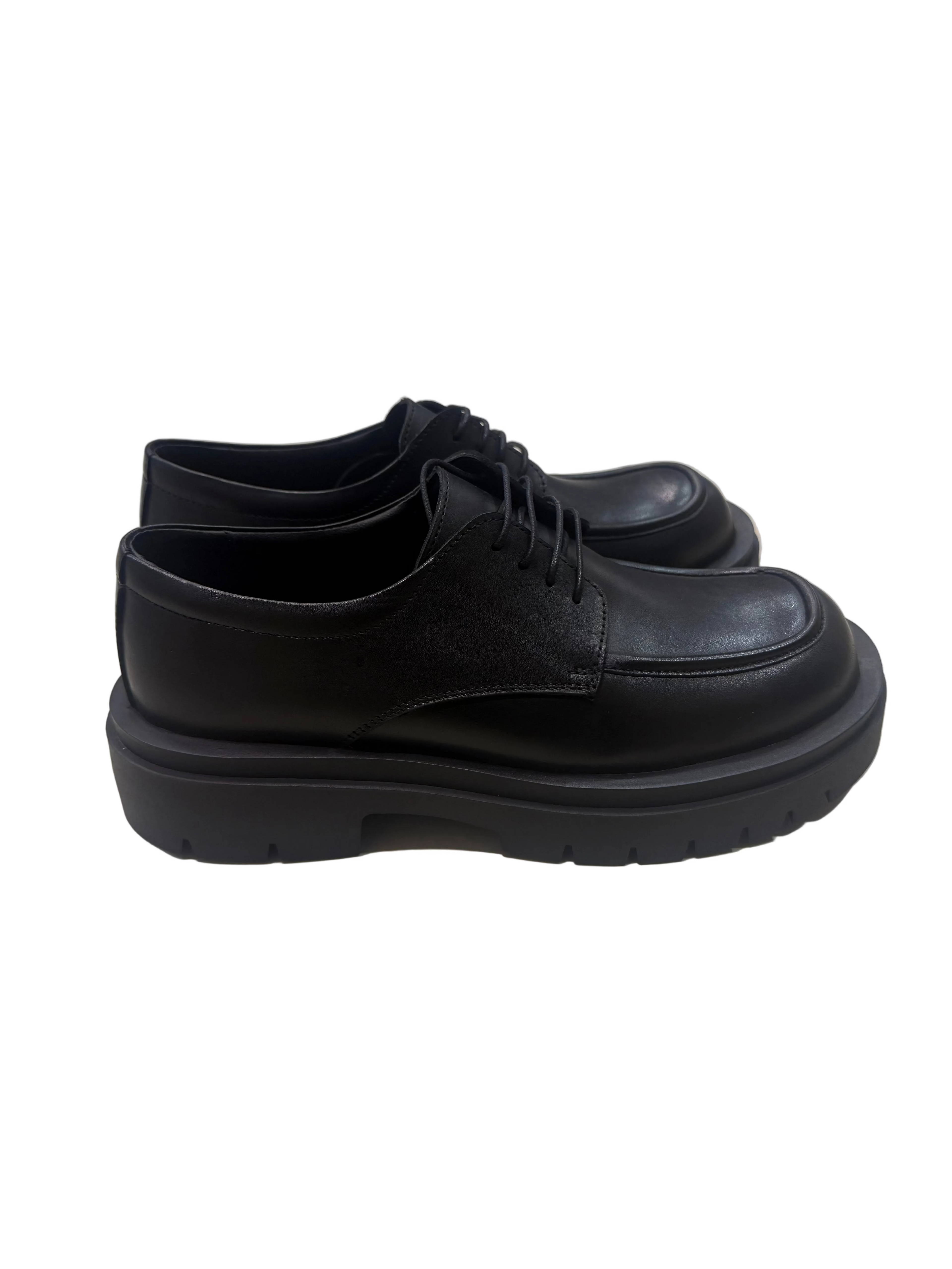 chunky sneakers